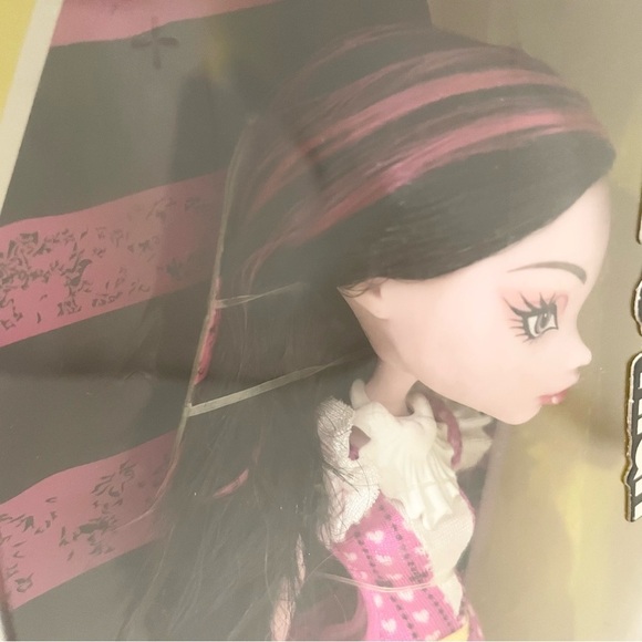 Monster High Draculaura Doll Damaged Box - Picture 3 of 16
